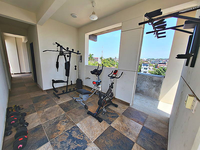 El MiniGym con vista al pueblo